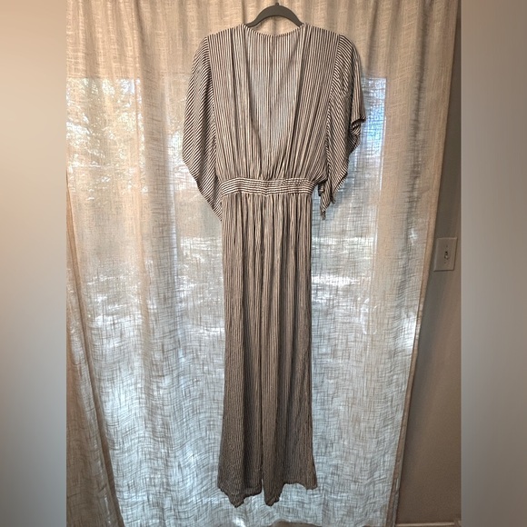 Audrey 3 Plus 1 Black and White Striped Jumpsuit with Cutout and Flared Sleeves. - Picture 15 of 16